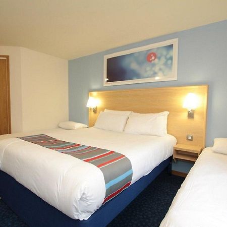 Travelodge Kettering Exteriör bild