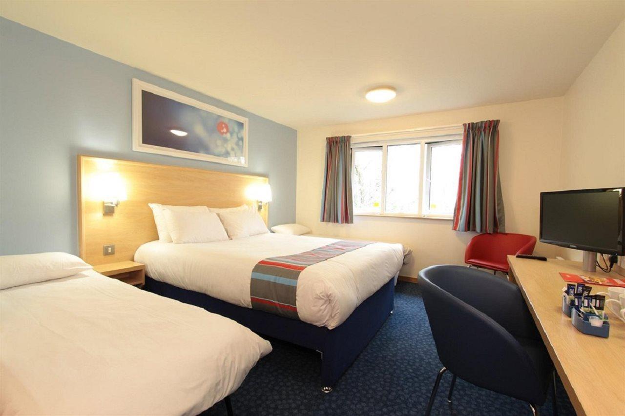 Travelodge Kettering Exteriör bild