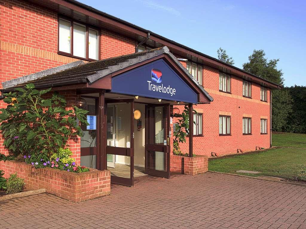 Travelodge Kettering Exteriör bild